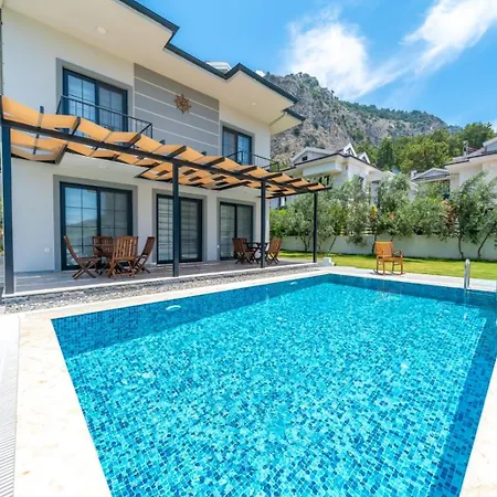 Kaya Villa